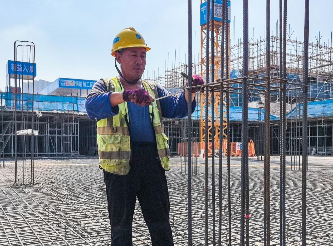 火热江北丨城市建设者：：：用汗水“筑”就城市之美