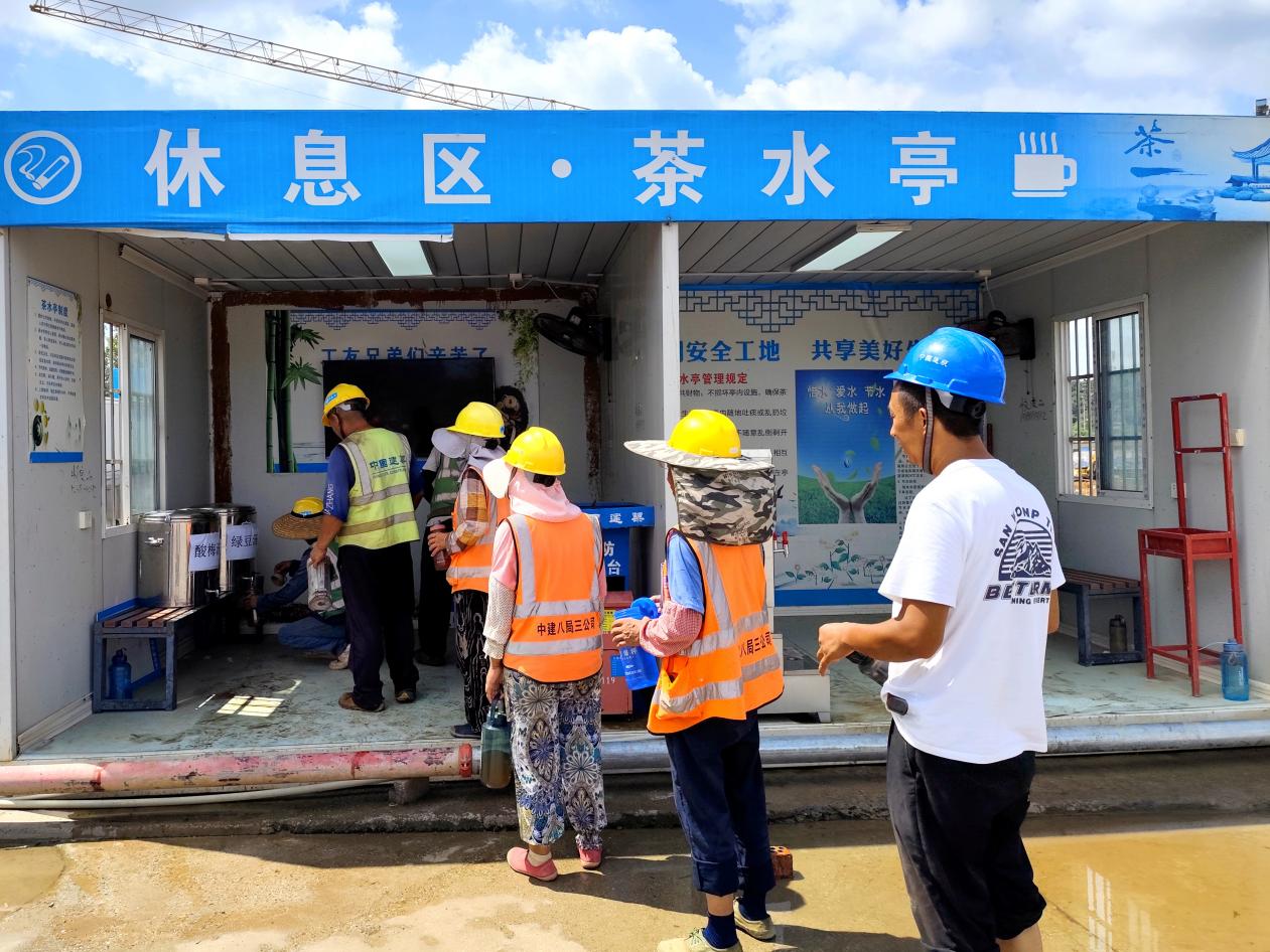 火热江北丨城市建设者：：：用汗水“筑”就城市之美